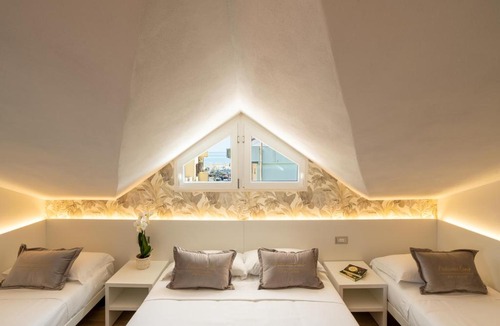 Fogliano Marina Apartment | Villa Pra-tu - Mansarda Moderna 2 Camere - P r a t u r e c c i Group