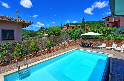 Pratovecchio Villa | Villa Pratovecchio -Holiday Villa Rental in Casentino Valley