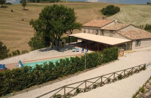 Fossombrone Villa | Villa private pool Jacuzzi in panoramic position. Special offers from May to September