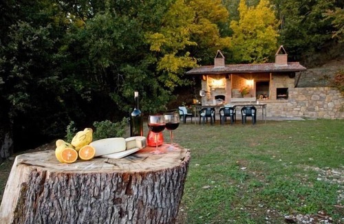 Poppi House | Villa Pruneto with pool in the Tuscanian hills