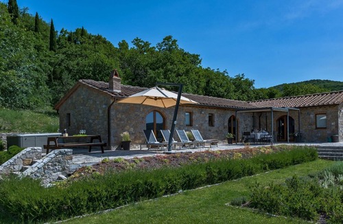 Gaiole in Chianti Villa | Villa Riecine, Gaiole in Chianti, Siena and Chianti