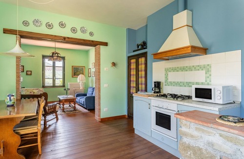 Popiglio Villa | Villa 'Rifugio Arcobaleno' with Mountain View, Heated Pool & Wi-Fi