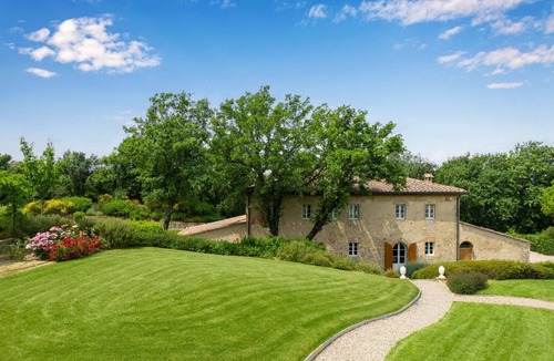 Casole d'Elsa Villa | Villa Sublimis - Tuscan villa with expansive park and private pool nera Siena