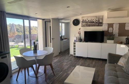La Gaude Villa | Villa SWANNY