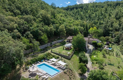Sesto Fiorentino Villa | Villa Tenuta Lonciano - Luxury Villa Rental with swimming pool in Florence