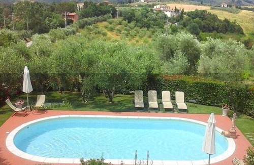 Castelfiorentino Villa | Villa Tessa: A splendid two-story villa with the strong charachter which derives from it actually being a converted barn house, with Free WI-FI.