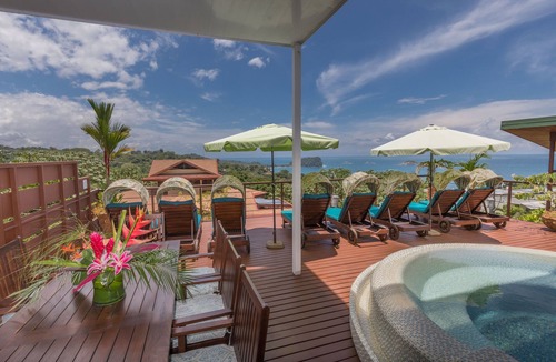 Manuel Antonio Villa | Villa Tortuga: Ocean Views Chef Included, Daily Housekeeping & Concierge Service