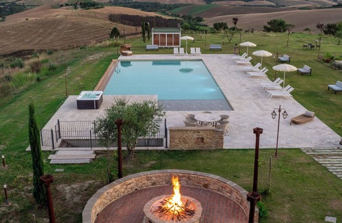 Peccioli Villa | Villa TOSCA Private Home - Luxury Farm Stay with Restaurant and Experiences