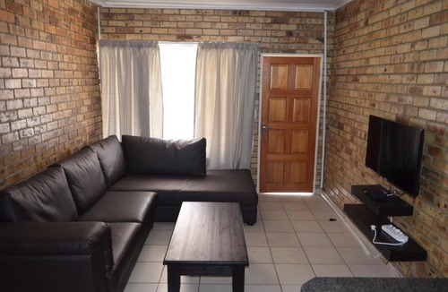 Klerksdorp Apartment | Villa vera Self Catering no.6