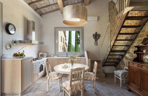 Gambassi Terme House | Villa with pool in the heart of Tuscany