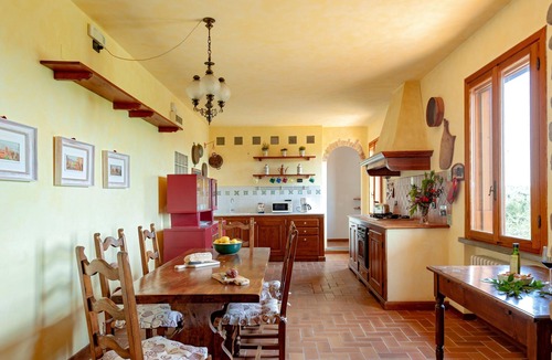 Treggiaia Villa | Villa with Private Pool, Wi-Fi, and Air Conditioning in Treggiaia