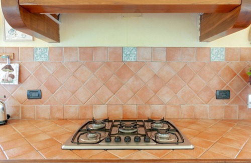 Treggiaia Villa | Villa with Private Pool, Wi-Fi, and Air Conditioning in Treggiaia