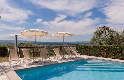Treggiaia Villa | Villa with Private Pool, Wi-Fi, and Air Conditioning in Treggiaia