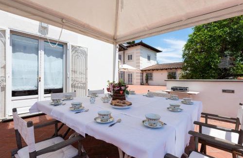 Signa Villa | Villa Yvonne by MMega