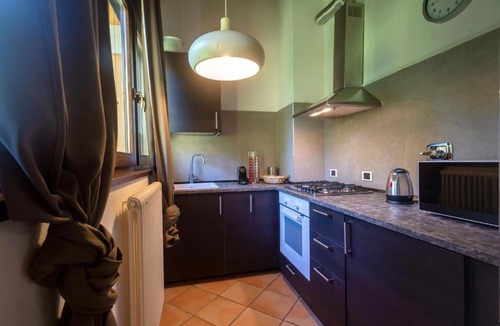 Castel Maggiore Apartment | Villa Zarri Guest House