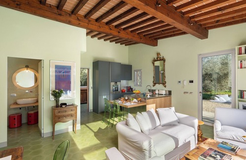 Le Cure House | Villino Arancio, Florence Panorama, small pool surrounded by olive trees