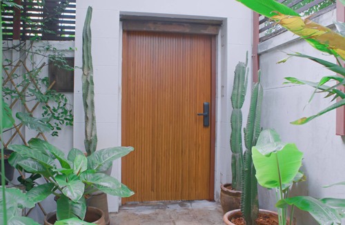Yan Nawa House | Vintage-style Bangkok house, 1-min walk to BTS