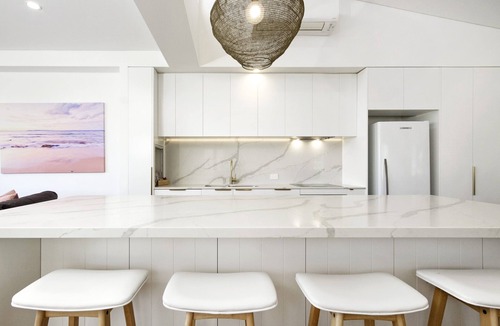 Sunshine Beach Apartment | Viva la Sunshine: Pool, View & Rooftop