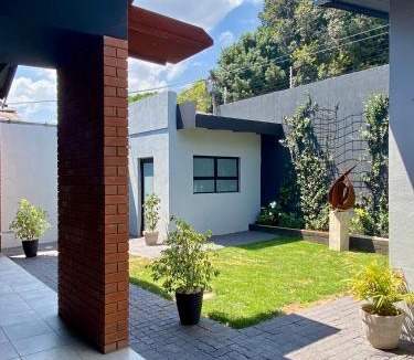 Norwood House | Wabi Sabi, Johannesburg - 3 Bedroom Home Stay