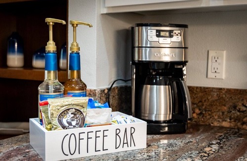 Carnelian Woods Condo | Walk to Lake Tahoe - Pet-Friendly Cabin - Sleeps 7, Kids Welcome
