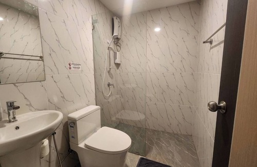 Thanon Phetchaburi Hostel | Wan Residence Ratchatewi