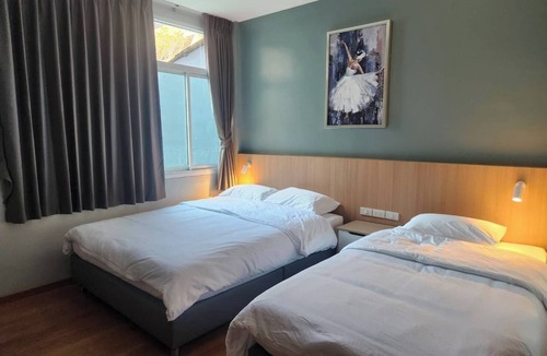 Thanon Phetchaburi Hostel | Wan Residence Ratchatewi