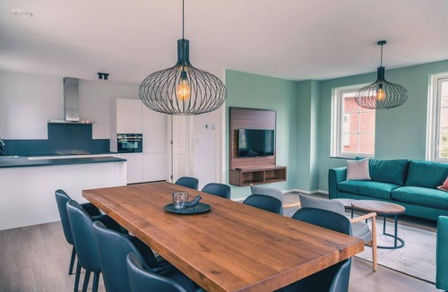Medemblik House | Water villa Wellness Deluxe 6 persons with sauna and Sunshower (inside) and jacuzzi and Kamado BBQ (in the garden)