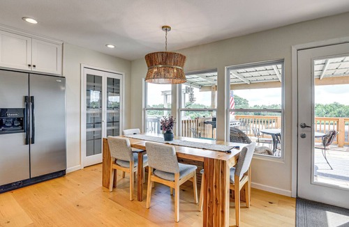 Dickinson House | Waterfront 2-Unit Combo w/Dock in Dickinson