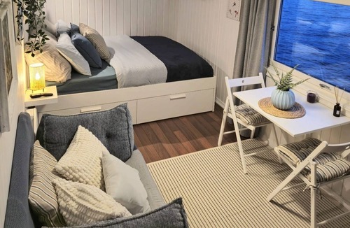Nordstrand Cabin | Waterfront Cabin - 15 Minutes from Downtown Oslo
