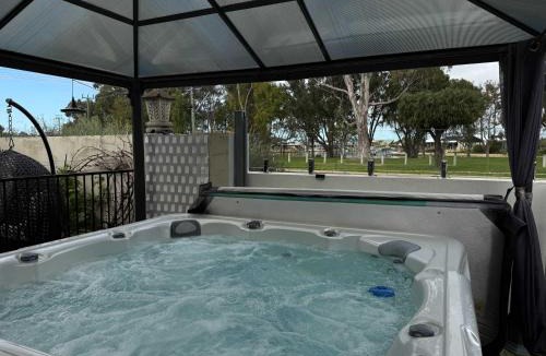 South Yunderup House | Waterlink Retreat