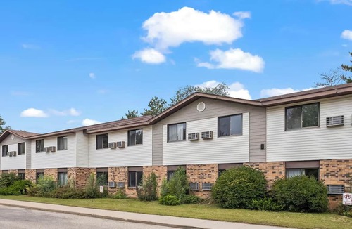 Wautoma Apartment | Wautoma WI|2 Queen Beds|Nsmk