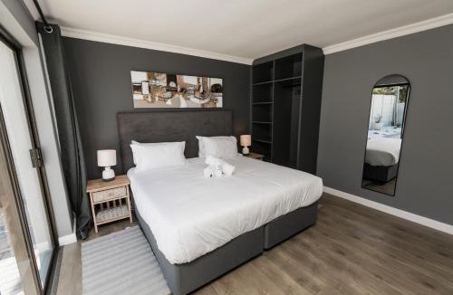 Muizenberg House | Wave Inn Guesthouse