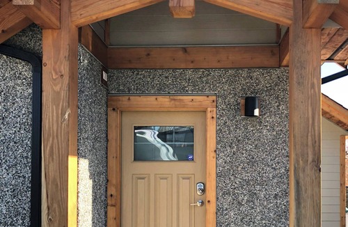 Lower Lonsdale House | Welcome to the North Vancouver Chalet - The Whole House - Just for You!