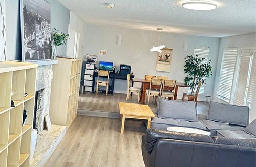 Dundarave House | West Van Lodge. private bedroom , but shared washroom , kitchen & living area.