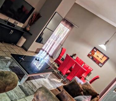 Krugersdorp House | Weston Guest House Krugersdorp