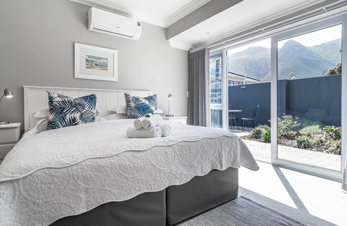 Voelklip Bed & Breakfast | Whale Coast Ocean Villa