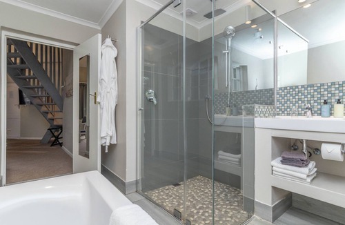 Westcliff House | Whale Rock Luxury Lodge