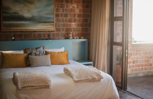 De Kelders House | Whalesong Lodge