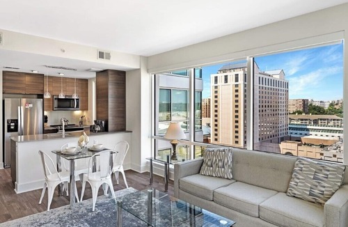Airport Area Apartment | Wheelchair Access 1BR | Pet-friendly, Gym & Fireplace!