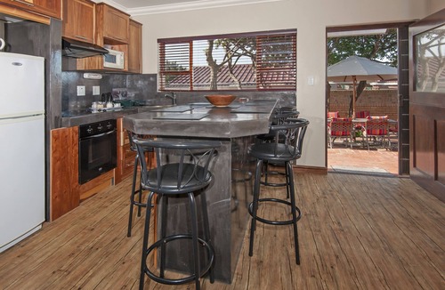 Van Dyks Bay Bed & Breakfast | White Shark Guest House