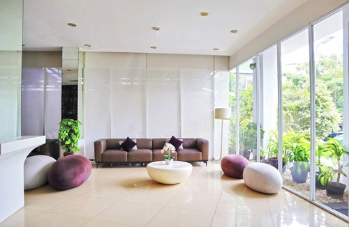Cikini Hotel | Whiz Hotel Cikini Jakarta