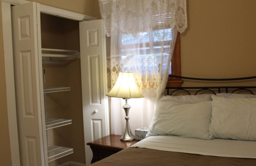 Rockville House | Whole house, 3 Beds, 1 Bath, Walk to Redline Rockville Metro Station