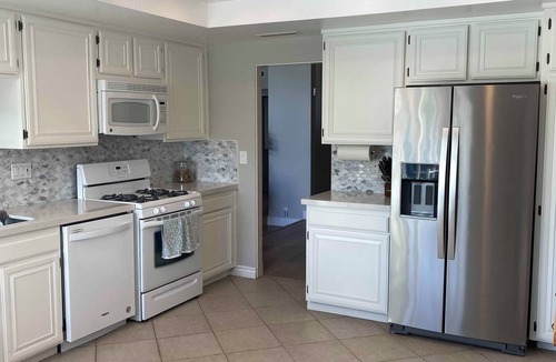 Channel Islands House | WhyKnot: Oxnard Waterfront Canal Home