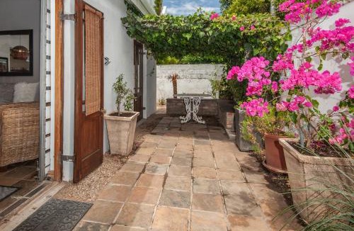 Hermanus City-Centre House | Windsong Cottage
