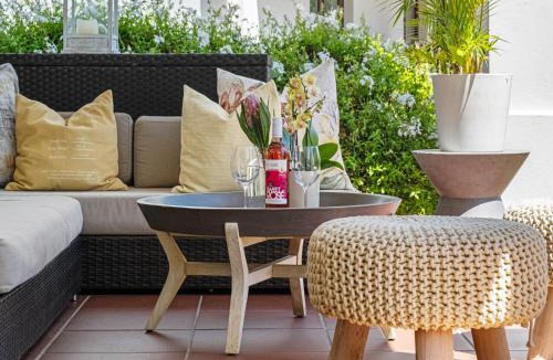 Stellenbosch Cabin | Winelands Golf Lodges 2