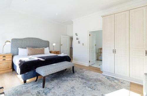 Stellenbosch Cabin | Winelands Golf Lodges 11