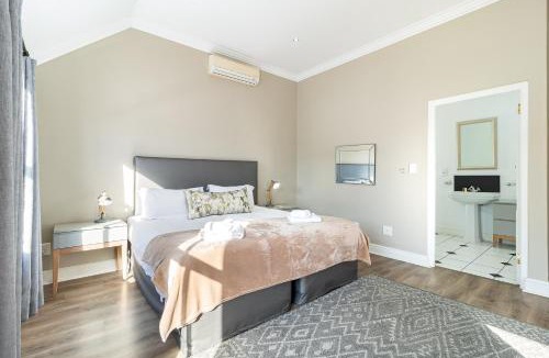 Stellenbosch Cabin | Winelands Golf Lodges 12