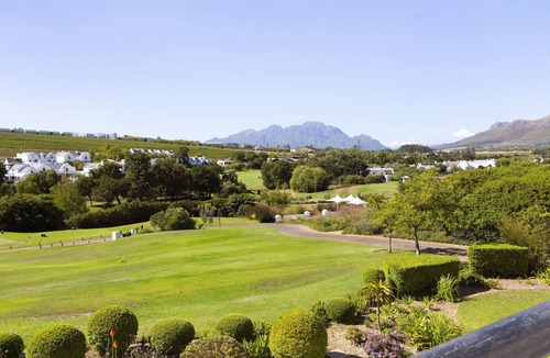 Stellenbosch Villa | Winelands Golf Lodges 11