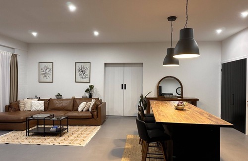 East Lynne House | Wombat Creek Retreat