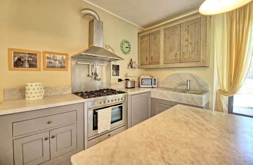 San Gimignano Villa | Wonderful private villa for 5 guests with A/C, private pool, WIFI, TV and panoramic view